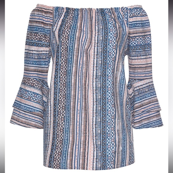 Printed off the shoulder top - Picture 2 of 7